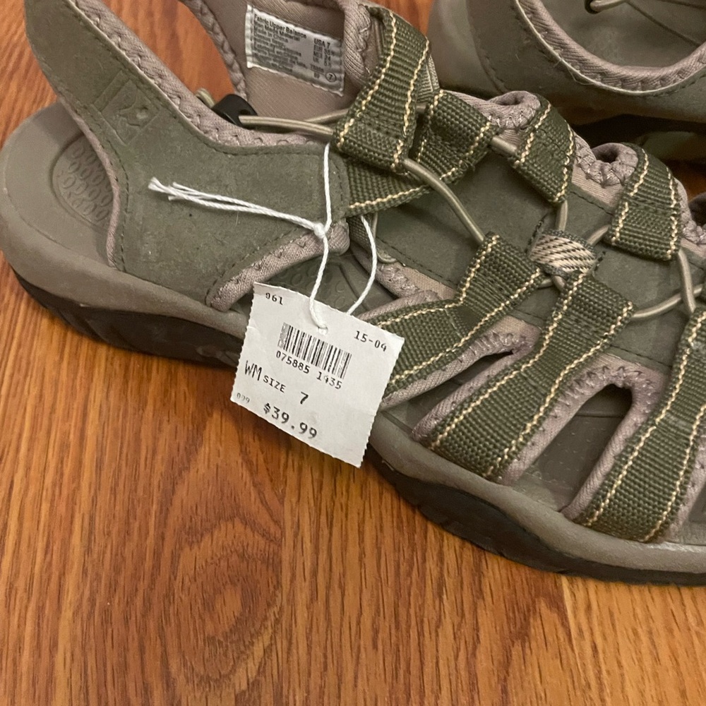 Rugged Outback Havane Buckley sandals/water shoes - Picture 3 of 6
